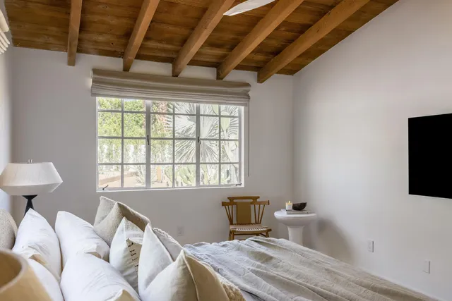 $25,000 | 276 East Granvia Valmonte, Palm Springs, CA 92262