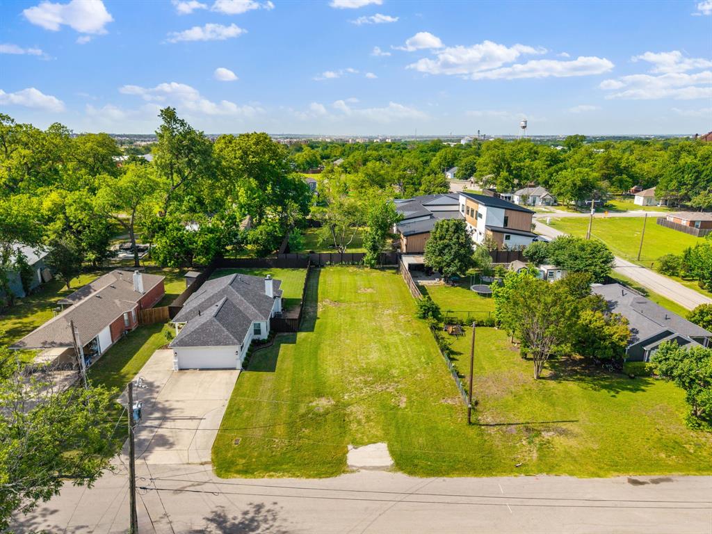 405 East Maple Street Celina, TX 75009 - Photo 7 of 15