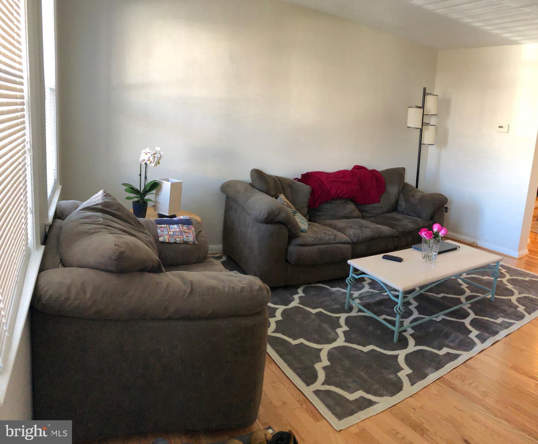 7317 Conley Street Baltimore, MD 21224 - Photo 4 of 19 Living Room