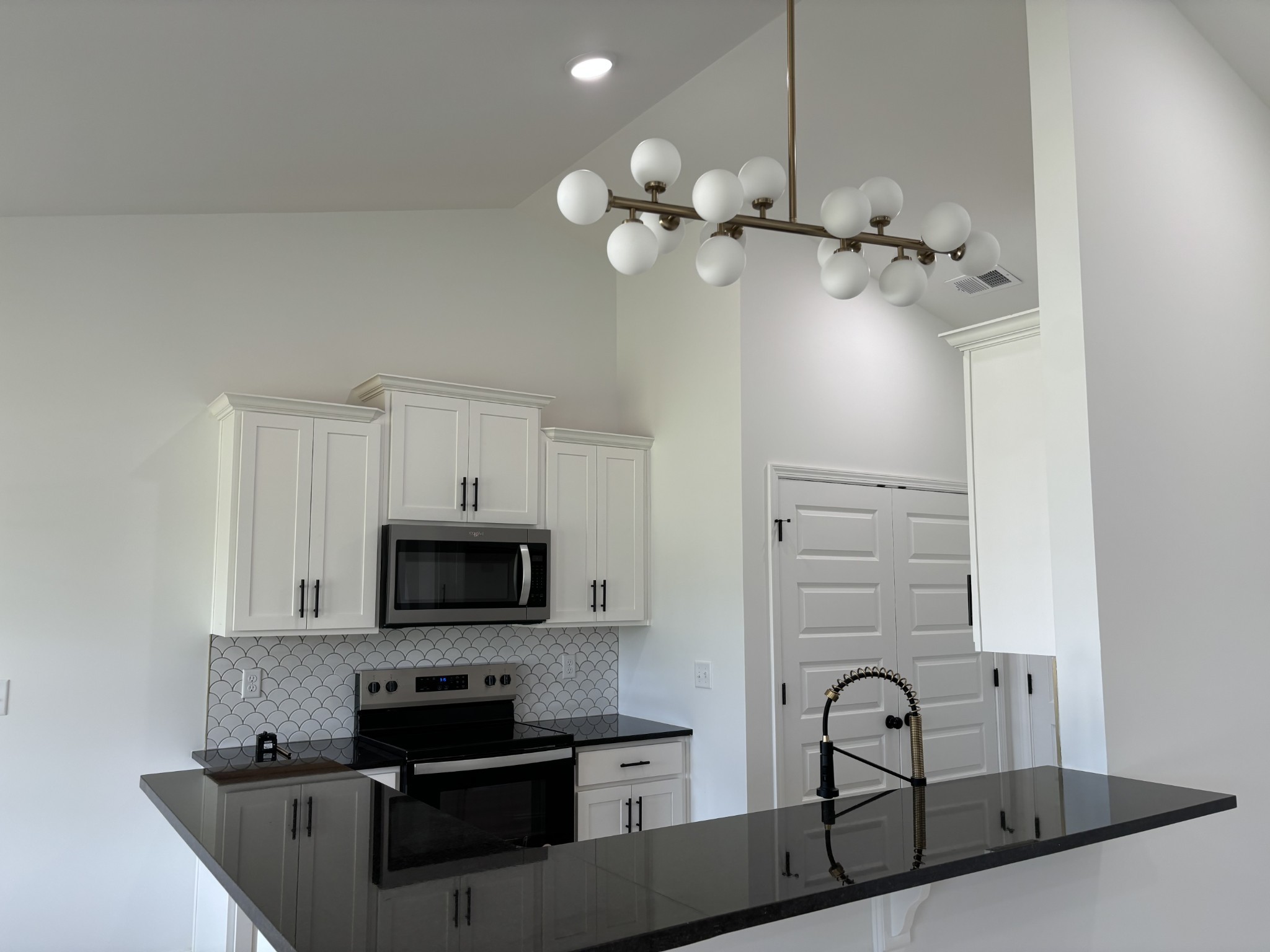 1167 Addler Drive Springfield, TN 37172 - Photo 2 of 12 Gallery Image 2