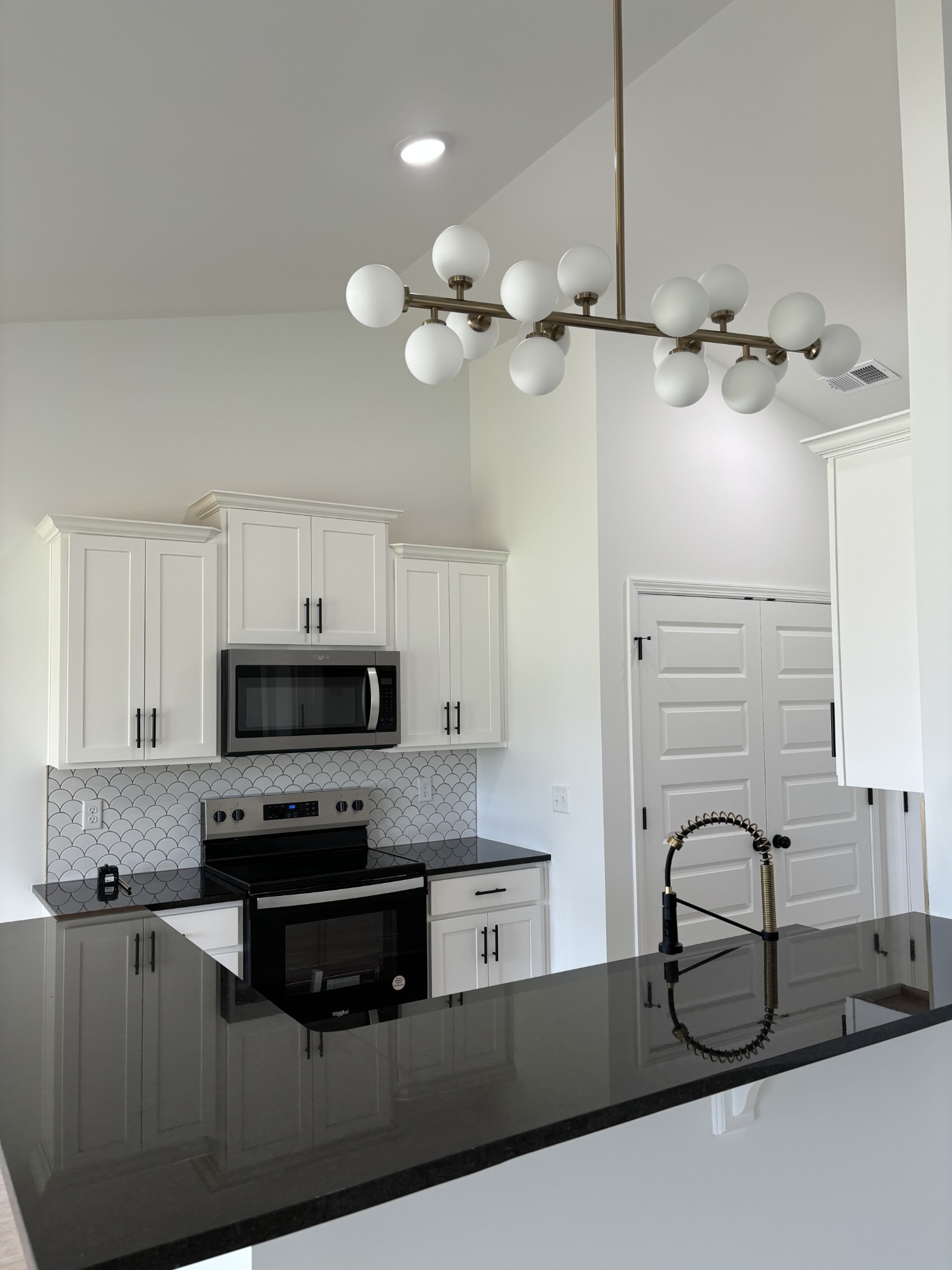 1167 Addler Drive Springfield, TN 37172 - Photo 3 of 12 Gallery Image 3