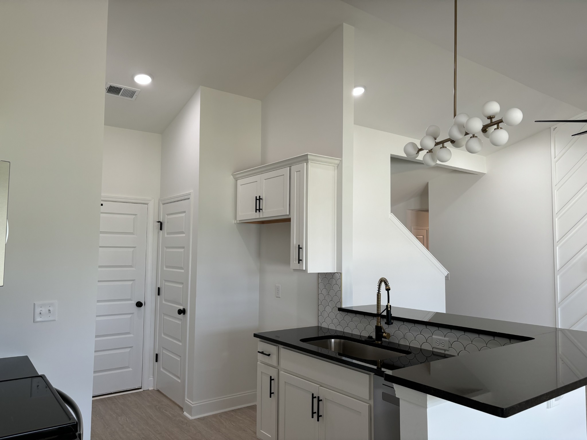 1167 Addler Drive Springfield, TN 37172 - Photo 4 of 12 Gallery Image 4