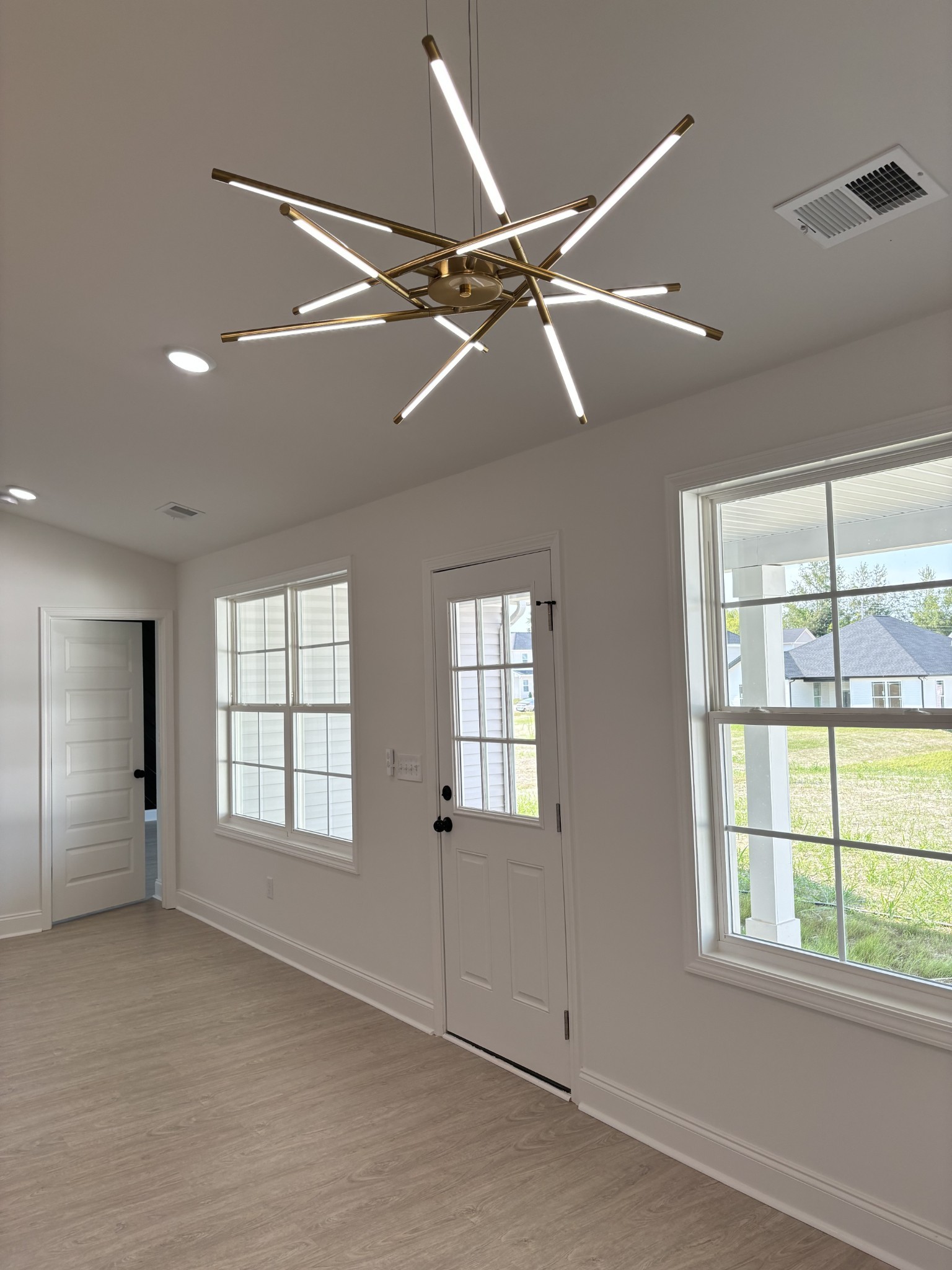 1167 Addler Drive Springfield, TN 37172 - Photo 7 of 12 Gallery Image 7