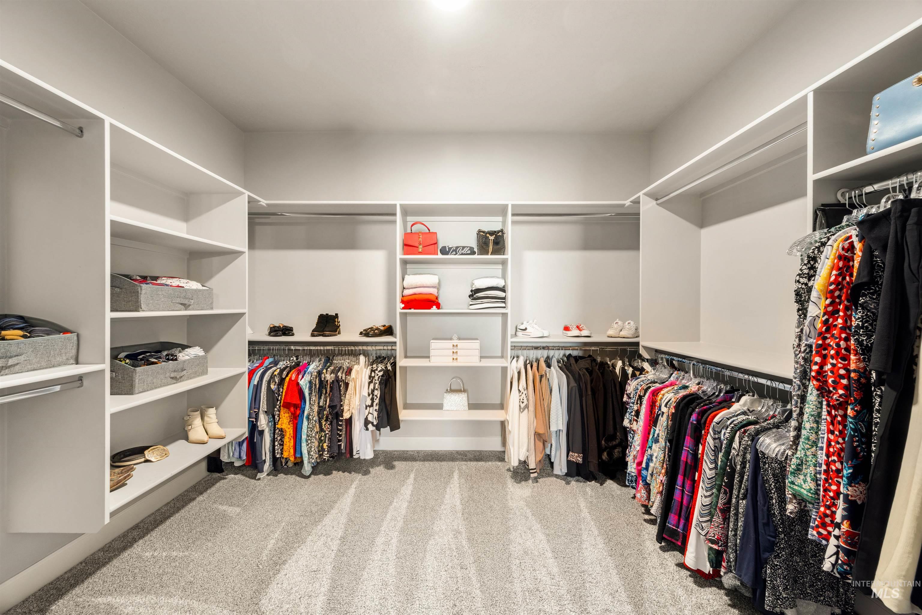 15465 Syrah Court Caldwell, ID 83607 - Photo 24 of 45 Walk in closet with light carpet