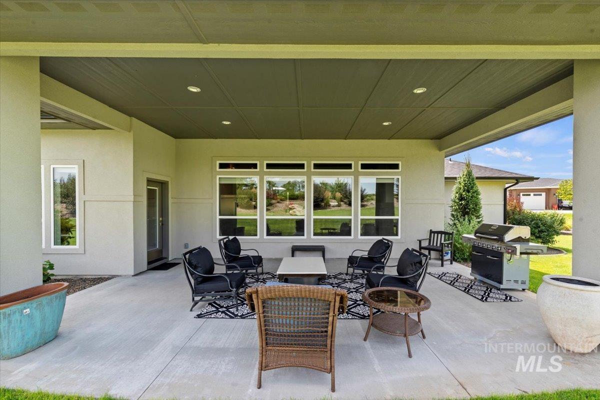15465 Syrah Court Caldwell, ID 83607 - Photo 34 of 50 View of patio featuring area for grilling