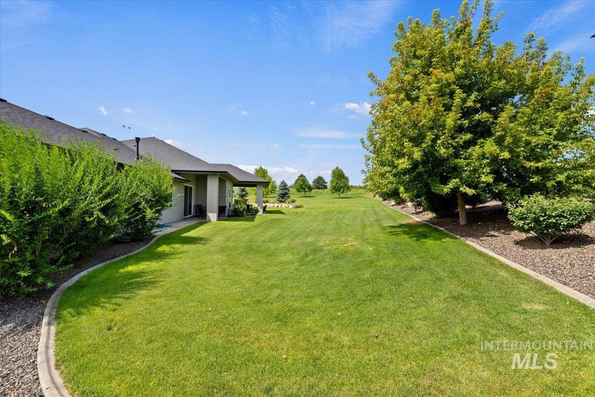 15465 Syrah Court Caldwell, ID 83607 - Photo 38 of 50 View of grassy yard