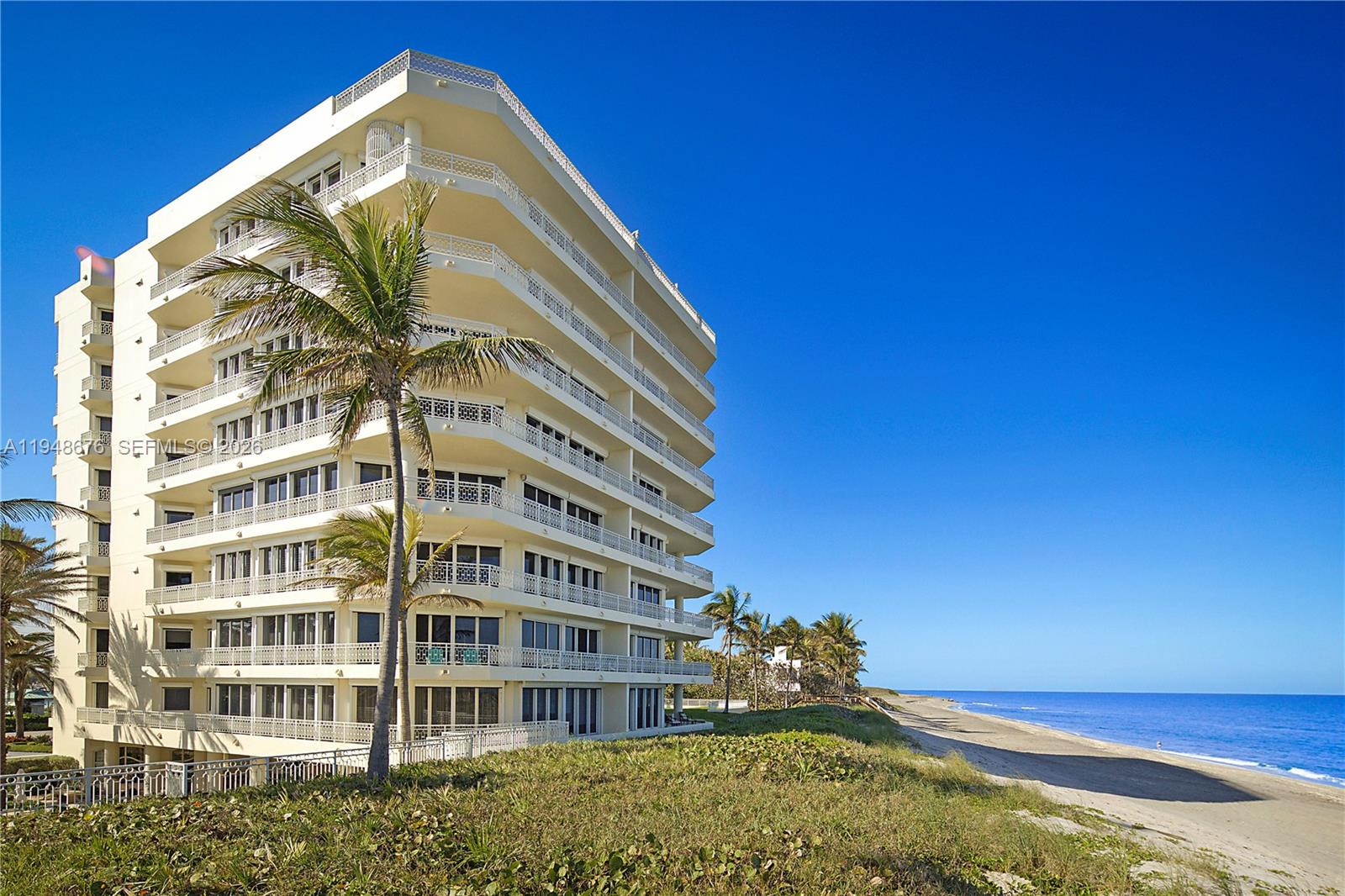 19950 South Beach Road, Unit 4S Jupiter, FL 33469 - Photo 4 of 56 a view of a tall building