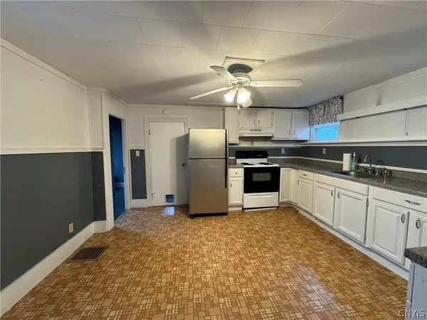 $139,900 | 152 East 4th Street, Oswego, NY 13126