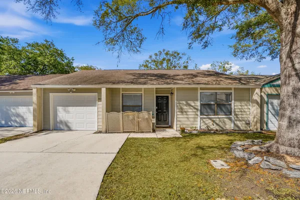 $2,000 | 3419 Islander Way, Jacksonville, FL 32223