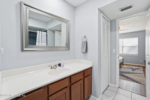 $2,000 | 3419 Islander Way, Jacksonville, FL 32223