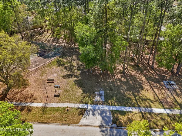 $2,000 | 3419 Islander Way, Jacksonville, FL 32223