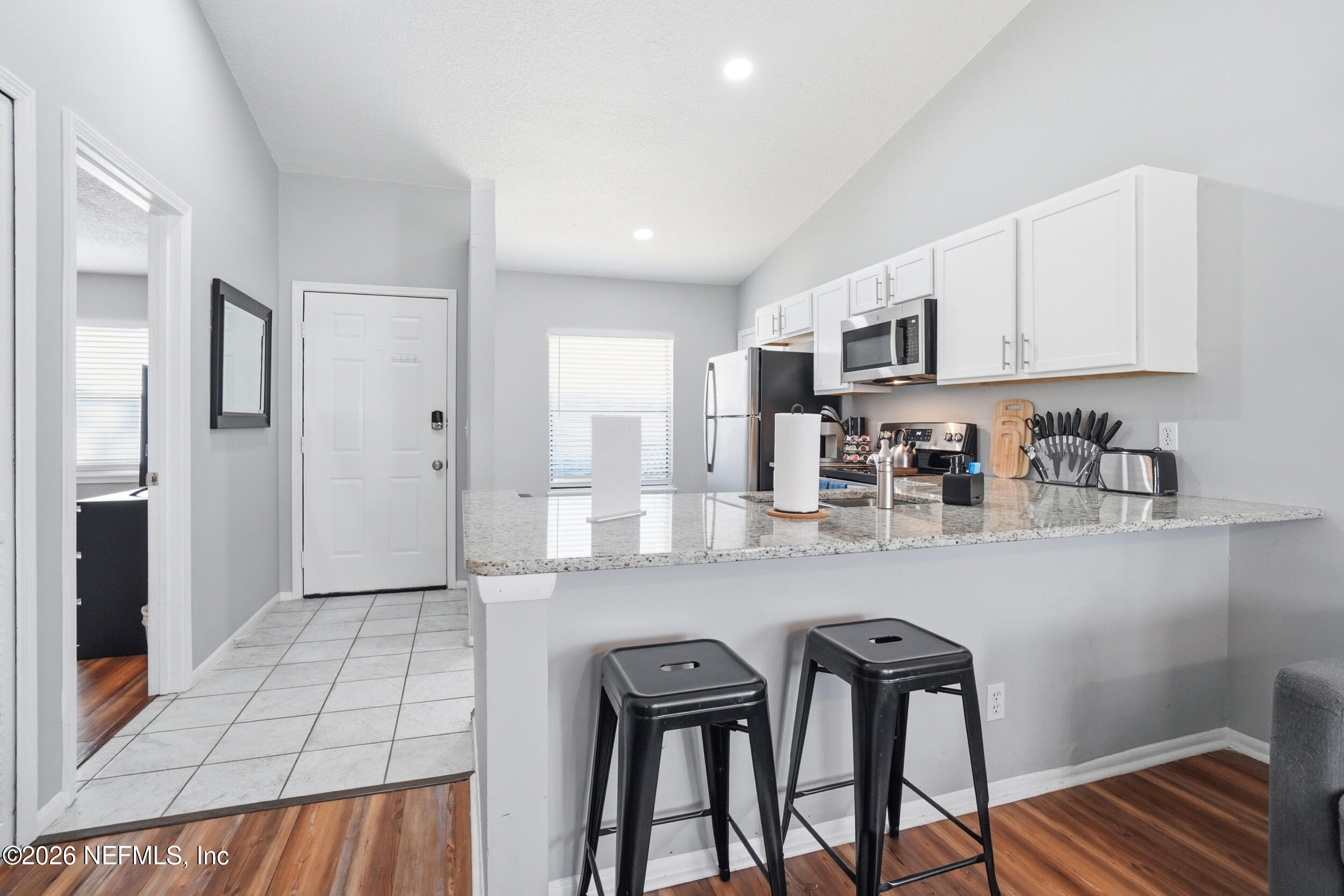 3419 Islander Way Jacksonville, FL 32223 - Photo 4 of 33 Breakfast Bar