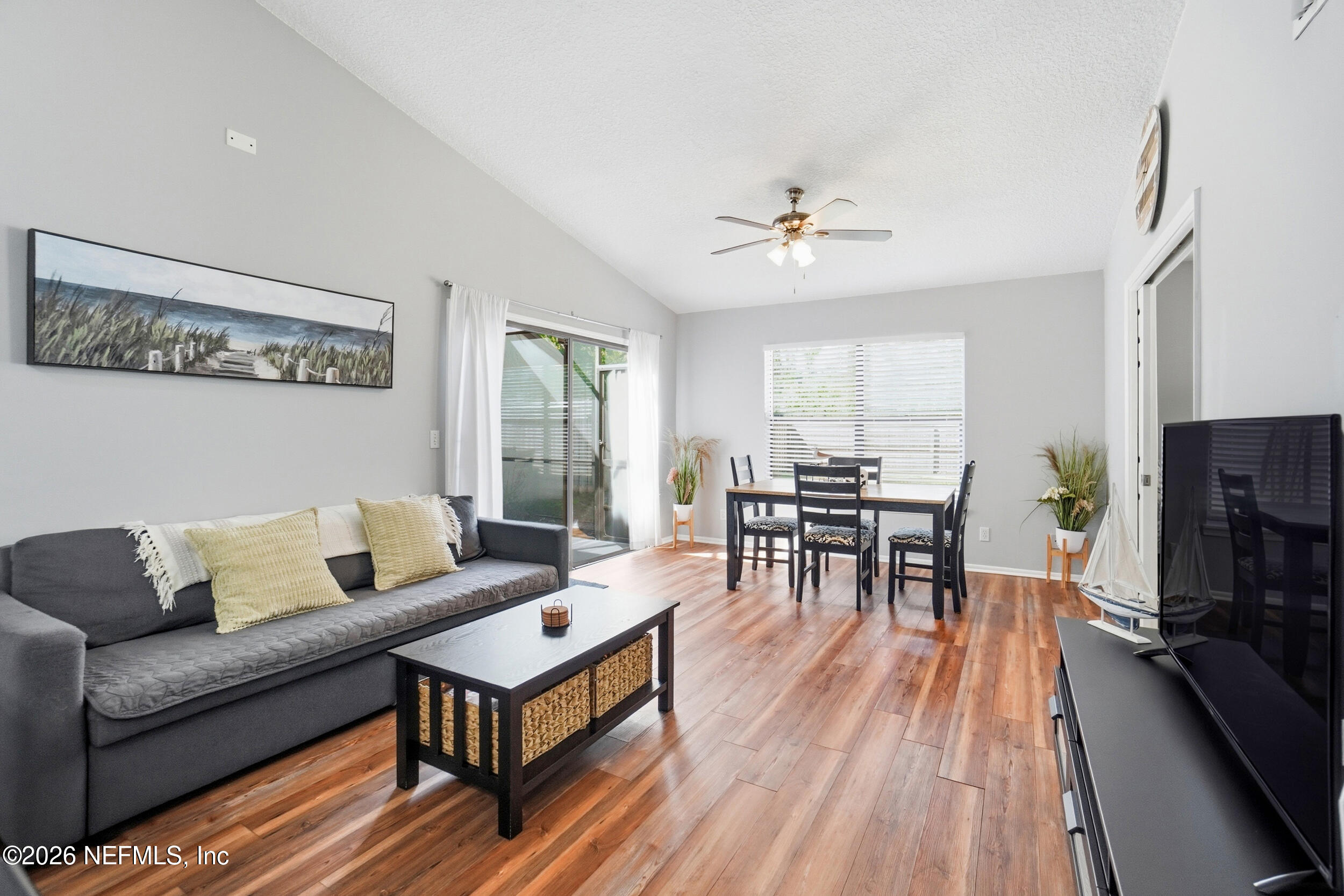 3419 Islander Way Jacksonville, FL 32223 - Photo 9 of 33 Tons of Natural Light