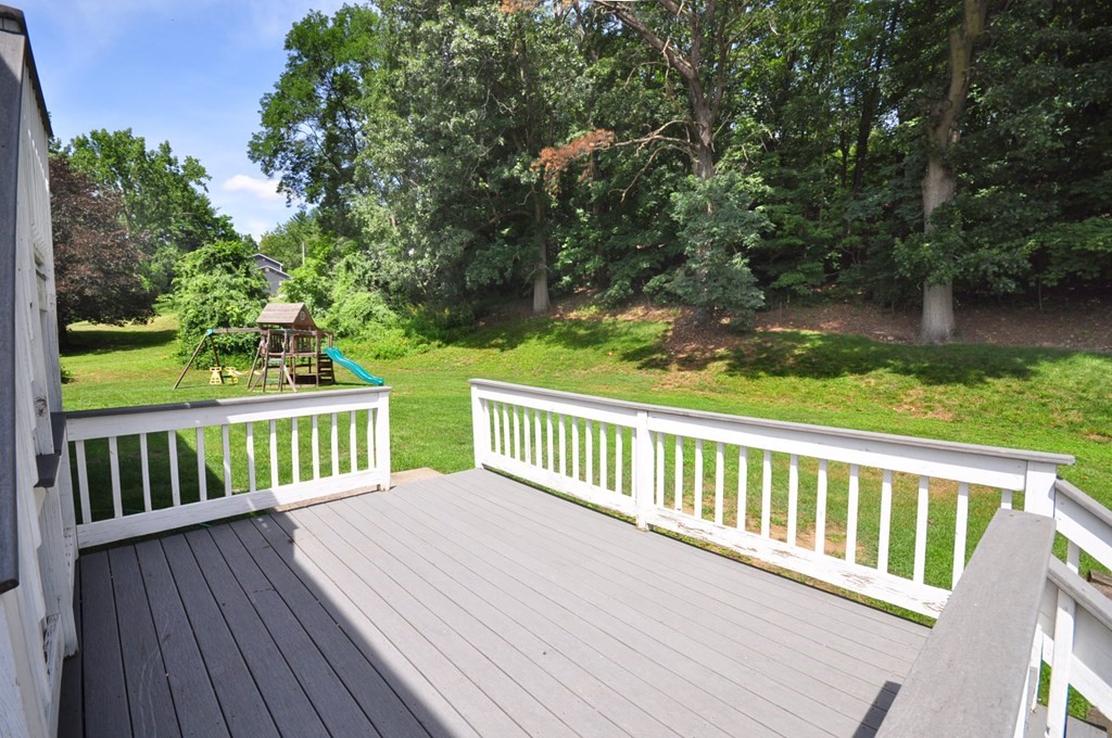563 Pochassic Road Westfield, MA 01085 - Photo 36 of 42