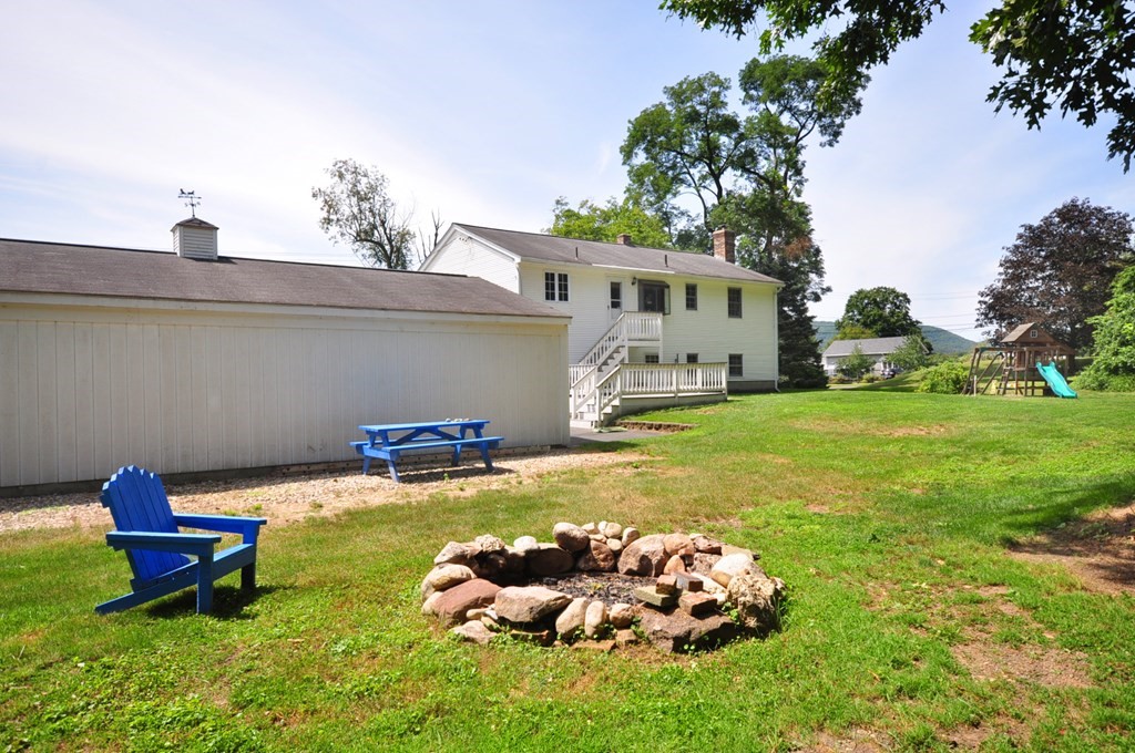 563 Pochassic Road Westfield, MA 01085 - Photo 38 of 42