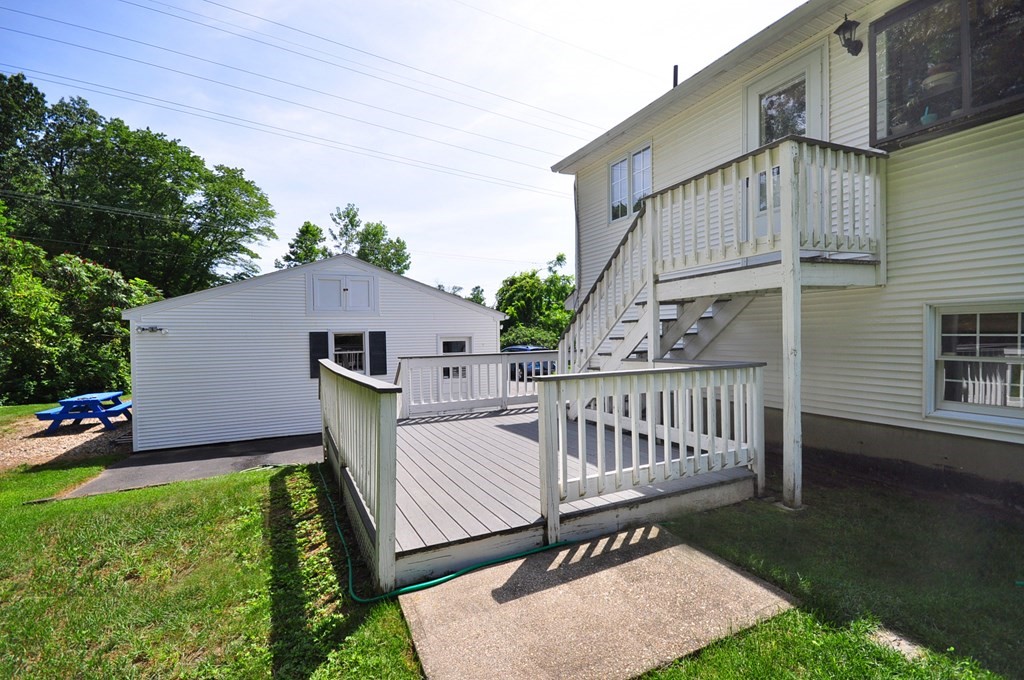 563 Pochassic Road Westfield, MA 01085 - Photo 41 of 42