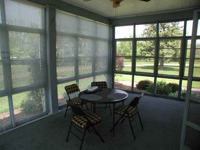 3363 West Winneshiek Road Freeport, IL 61032 - Photo 8 of 9 Gallery Image 8