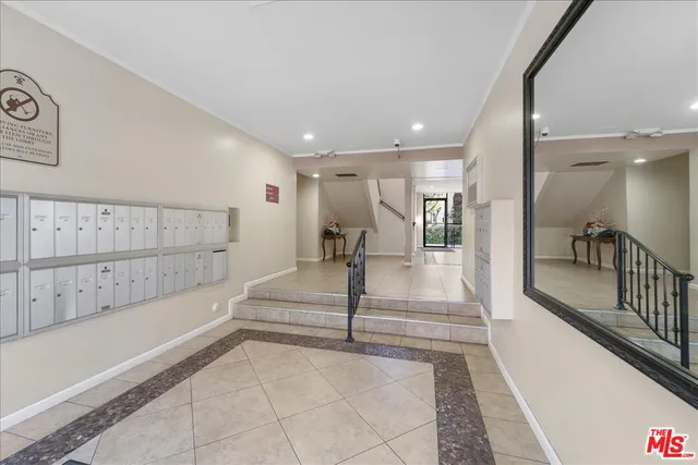 $549,000 | 5414 Newcastle Avenue, Unit 26, Encino, CA 91316