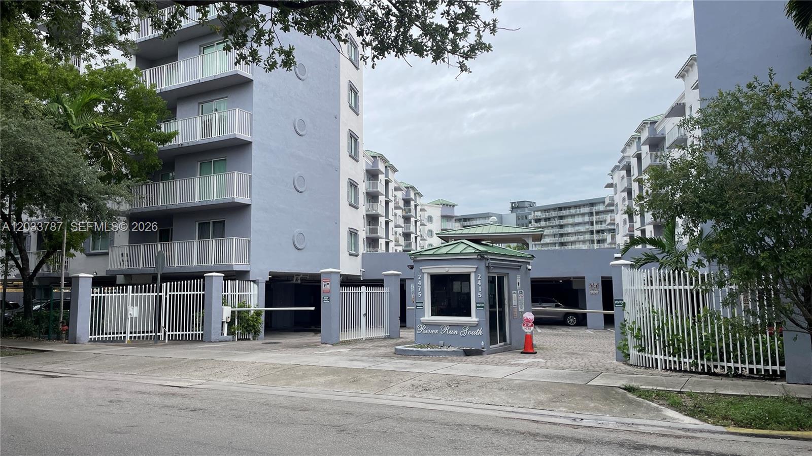 2475 Northwest 16th St Road, Unit 309 Miami, FL 33125 - Photo 1 of 16 Exterior - Front