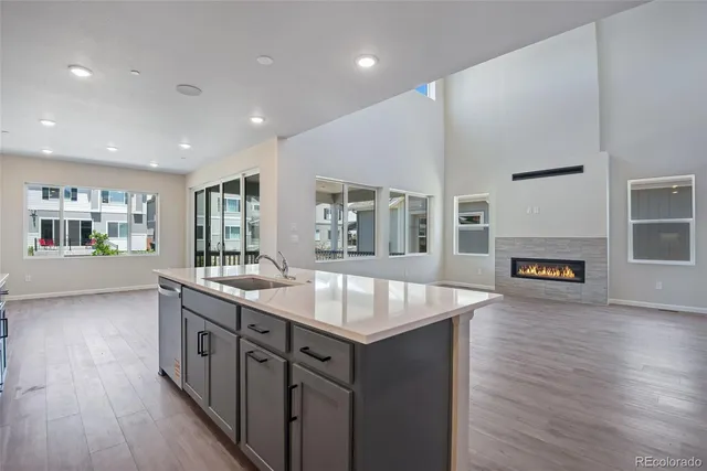 $799,900 | 10023 Worchester Street, Commerce City, CO 80022