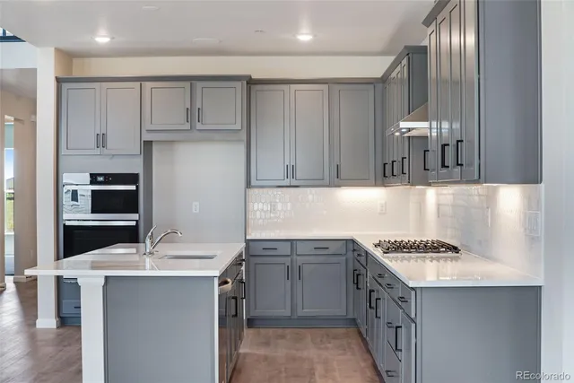 $799,900 | 10023 Worchester Street, Commerce City, CO 80022