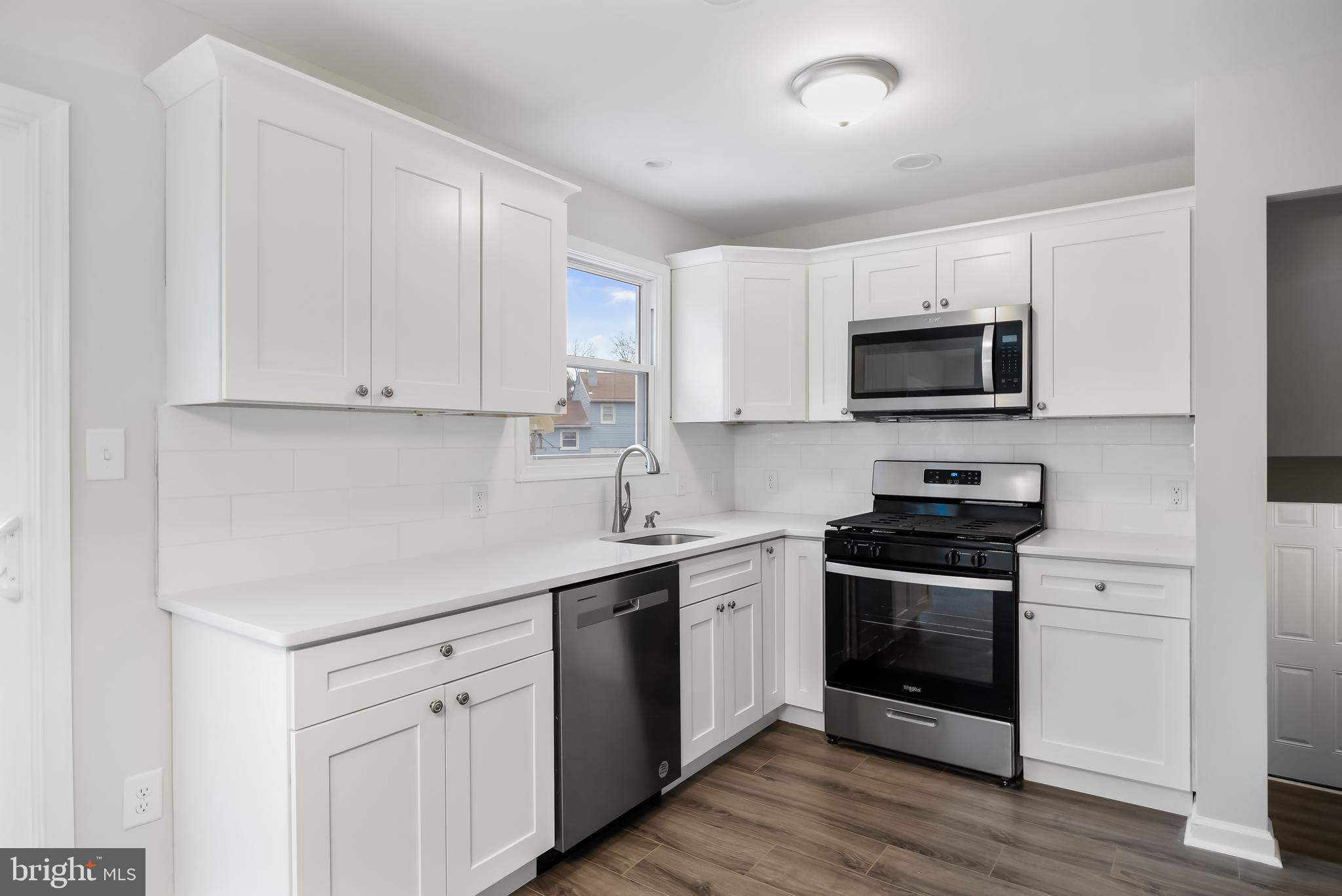 222 Aman Place Clementon, NJ 08021 - Photo 7 of 19