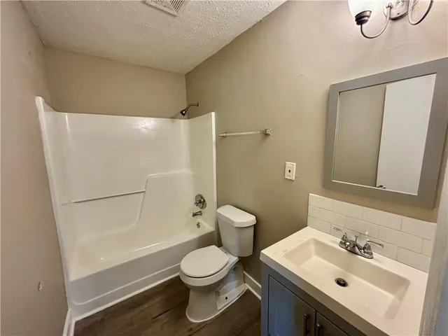 $1,100 | 6077 Pine Street, Unit 4, Austell, GA 30106