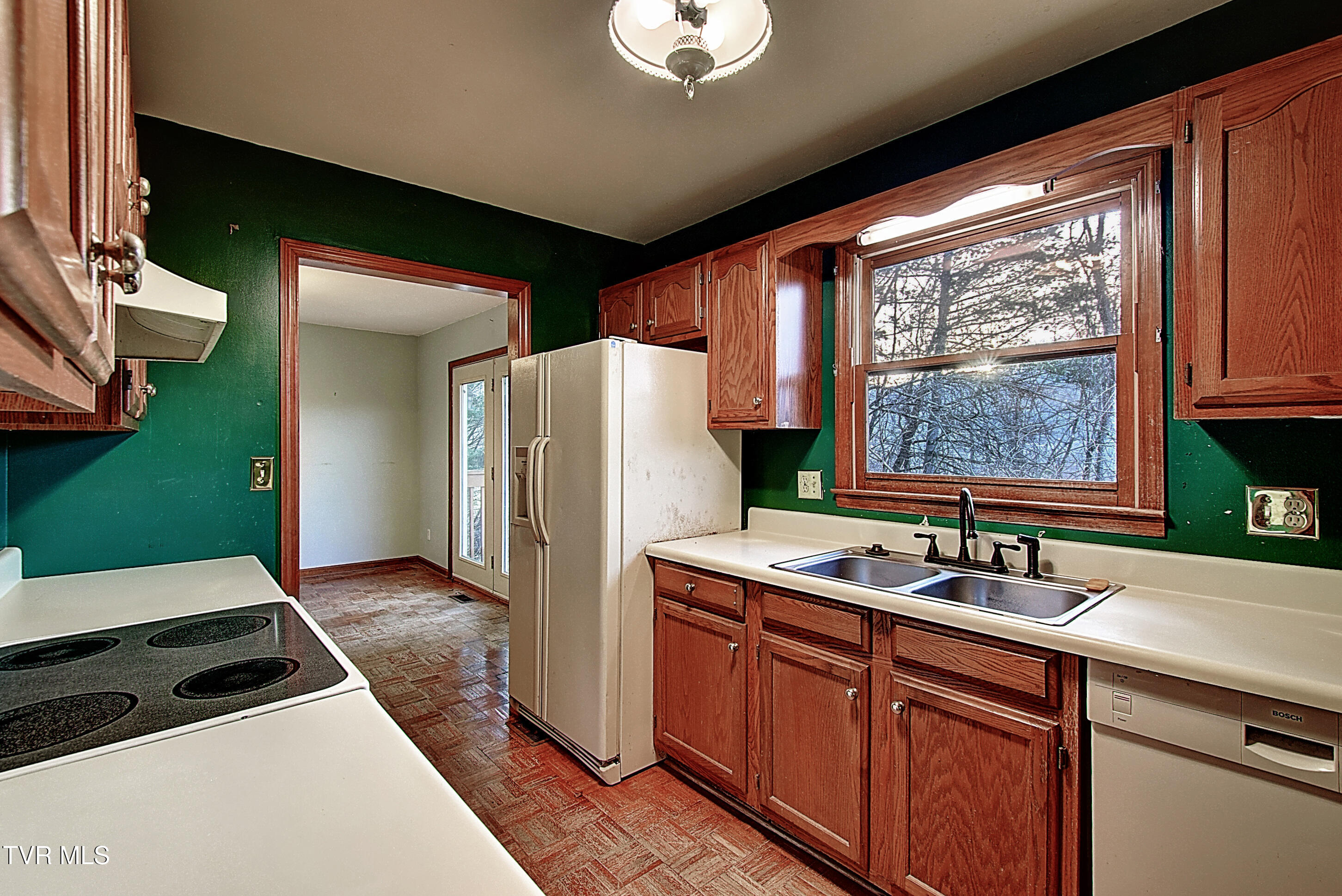 143 Horton Ridge Road Erwin, TN 37650 - Photo 17 of 42 16