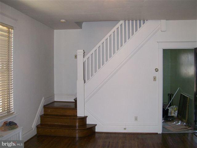 1947 Bellevue Road Harrisburg, PA 17104 - Photo 3 of 12 Gallery Image 3