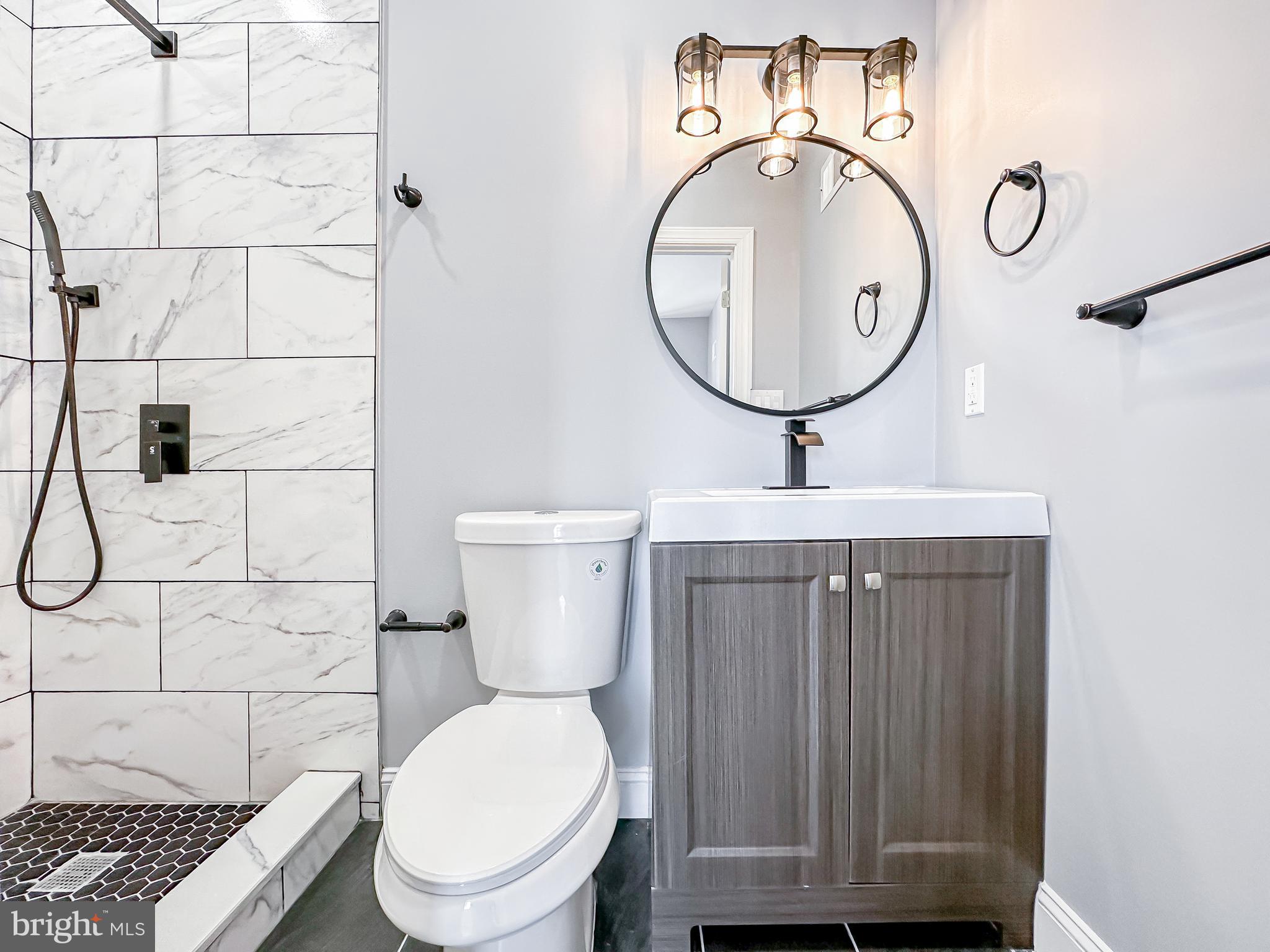 5125 Chestnut Street Philadelphia, PA 19139 - Photo 23 of 36 Primary Bedroom Full Bath