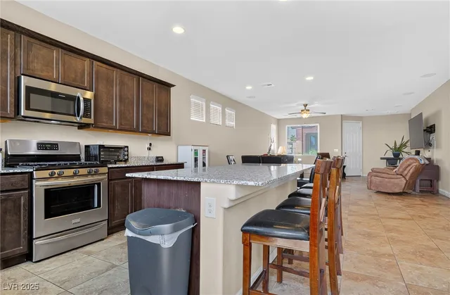 $399,990 | 2079 Port Royal Drive, Laughlin, NV 89029