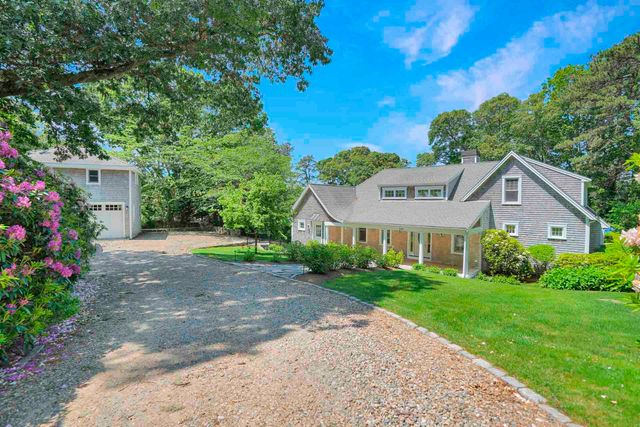 $5,995,000 | 385 Barnes Road, Oak Bluffs, MA 02557
