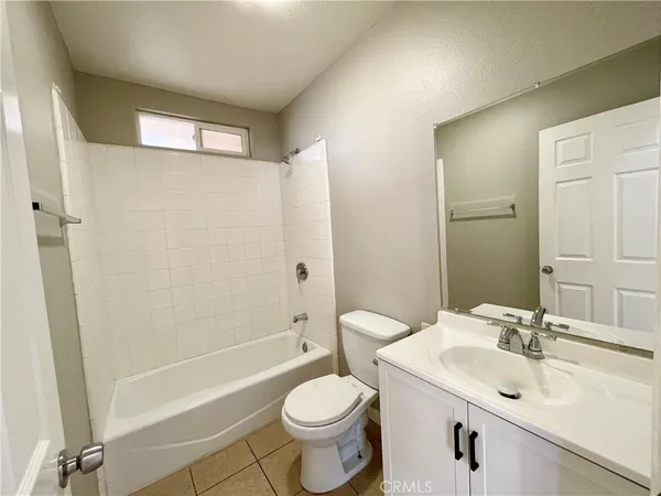 $1,900 | 16773 Randall Avenue, Unit A, Fontana, CA 92335