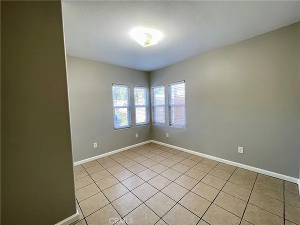 $1,900 | 16773 Randall Avenue, Unit A, Fontana, CA 92335