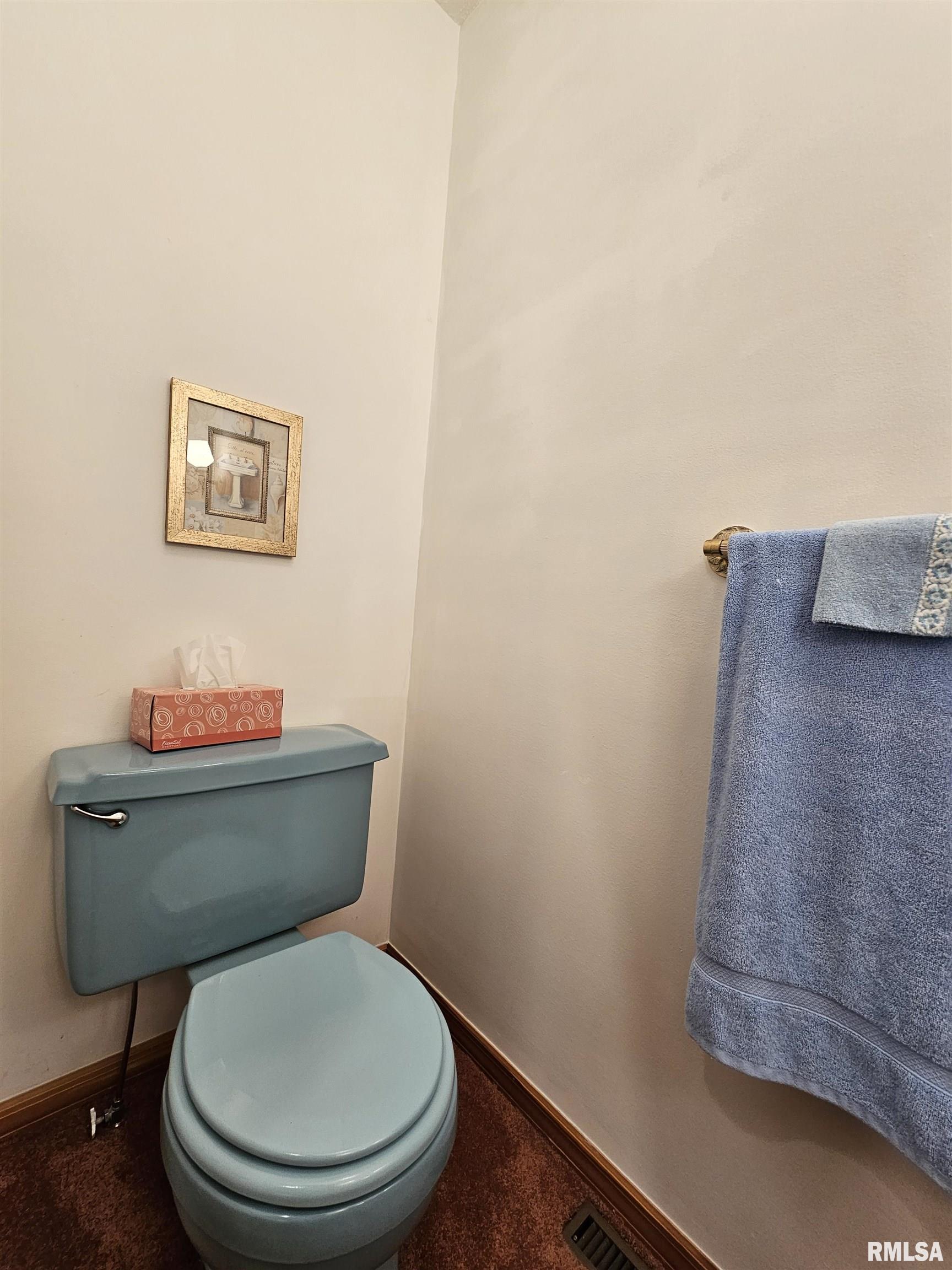 2222 Pine Street Eldorado, IL 62930 - Photo 14 of 31