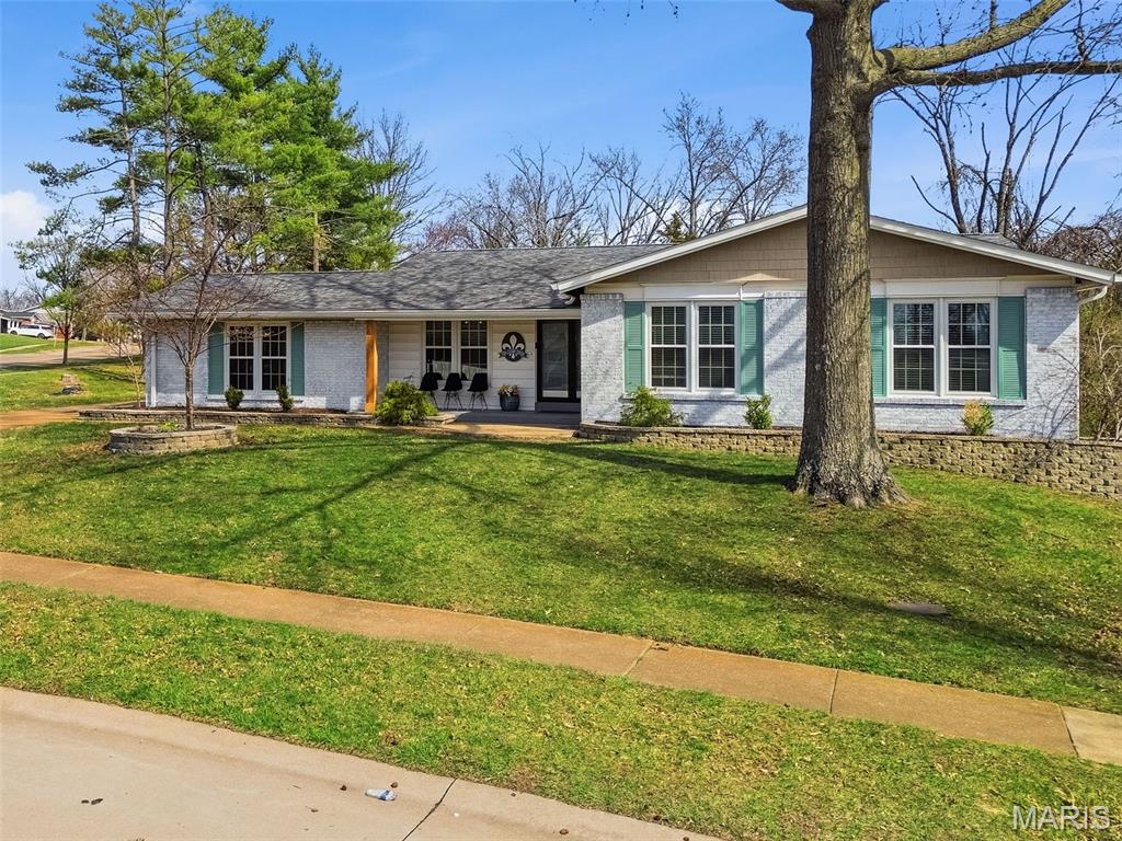 1204 Cedar Creek Road Chesterfield, MO 63017 - Photo 3 of 73