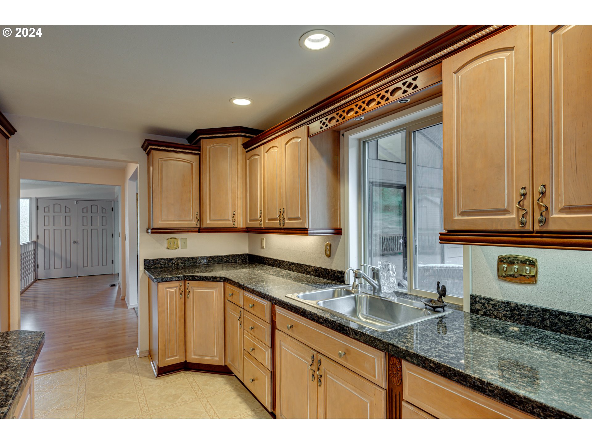 735 North Maple Hill Road Kelso, WA 98626 - Photo 6 of 48 Gallery Image 6