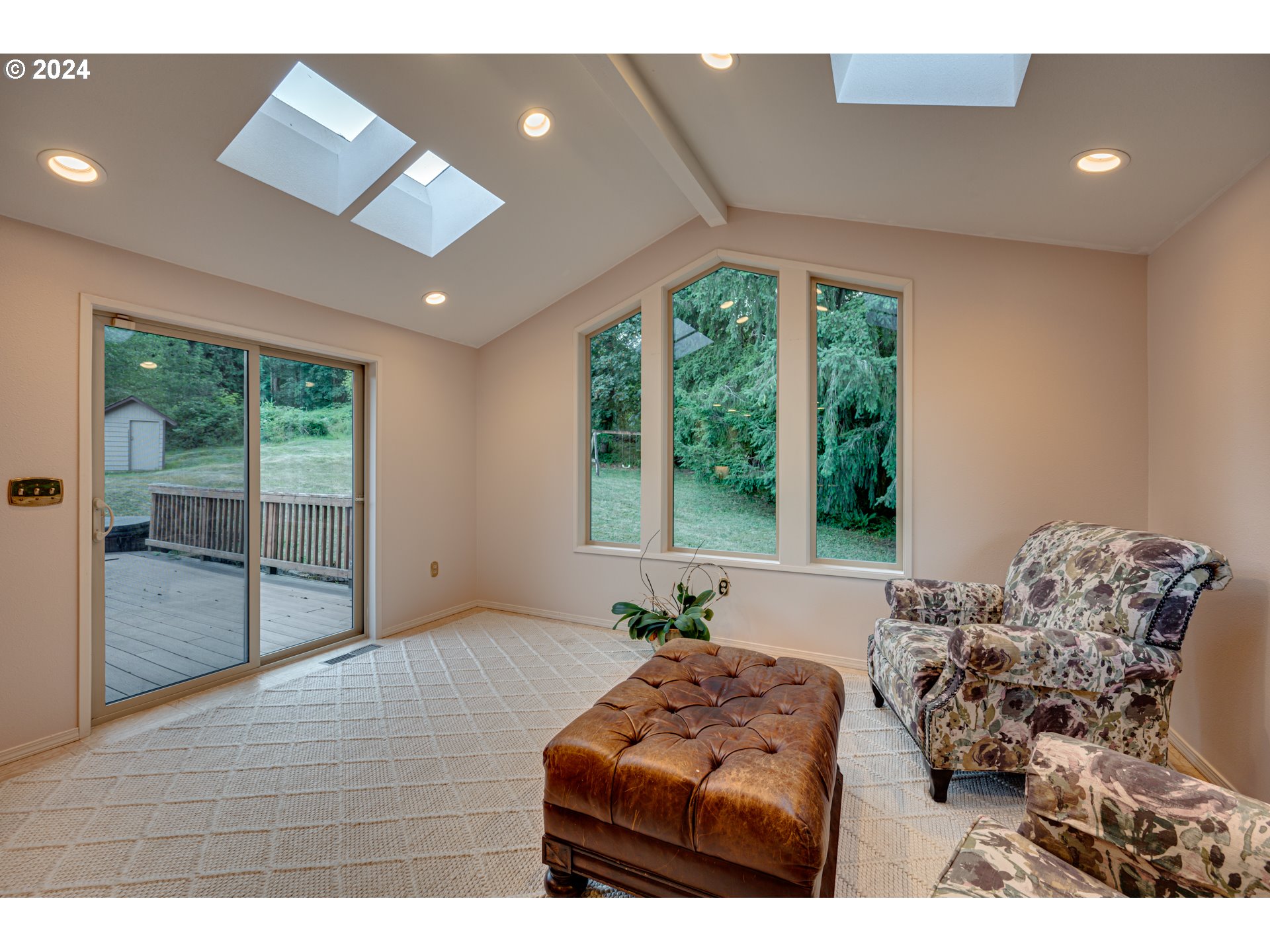 735 North Maple Hill Road Kelso, WA 98626 - Photo 8 of 48 Gallery Image 8