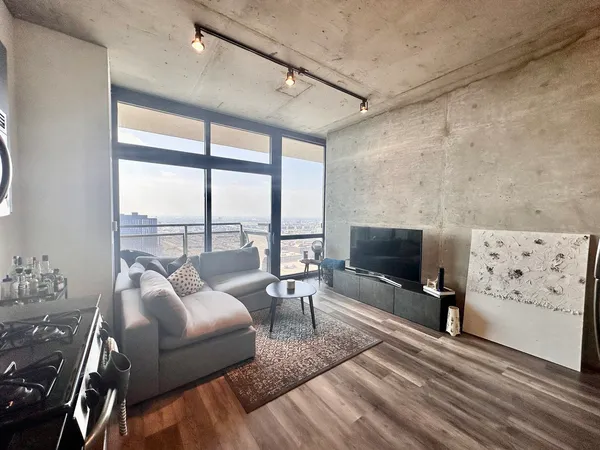 $2,450 | 235 West Van Buren Street, Unit 4409, Chicago, IL 60607