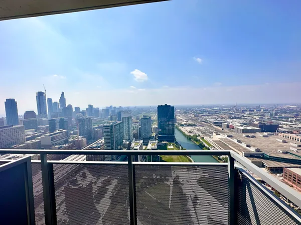 $2,450 | 235 West Van Buren Street, Unit 4409, Chicago, IL 60607