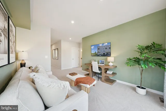 $487,782 | 13715 Cobble Loop, Woodbridge, VA 22193