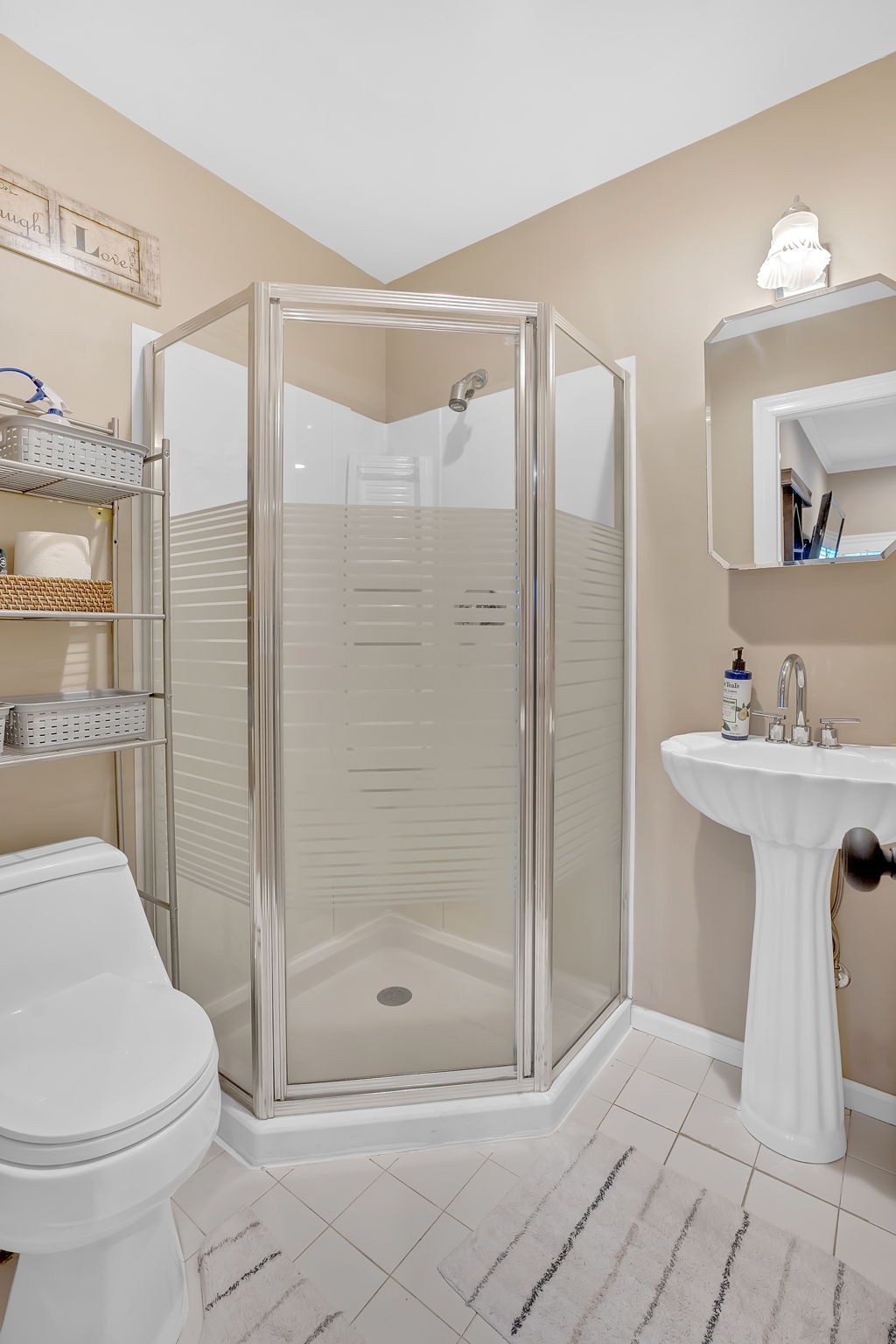 2115 Battleground Drive Murfreesboro, TN 37129 - Photo 24 of 40 a bathroom with a shower a toilet and sink