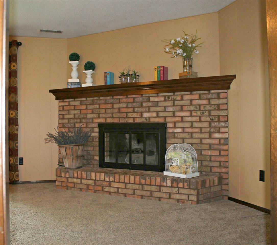 8412 Trier Road Fort Wayne, IN 46815 - Photo 6 of 23 Gallery Image 6