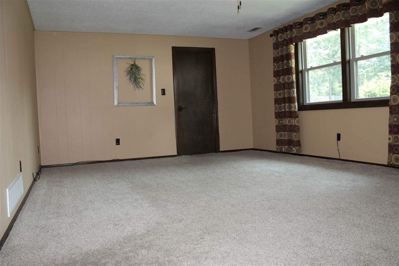 8412 Trier Road Fort Wayne, IN 46815 - Photo 8 of 23 Gallery Image 8
