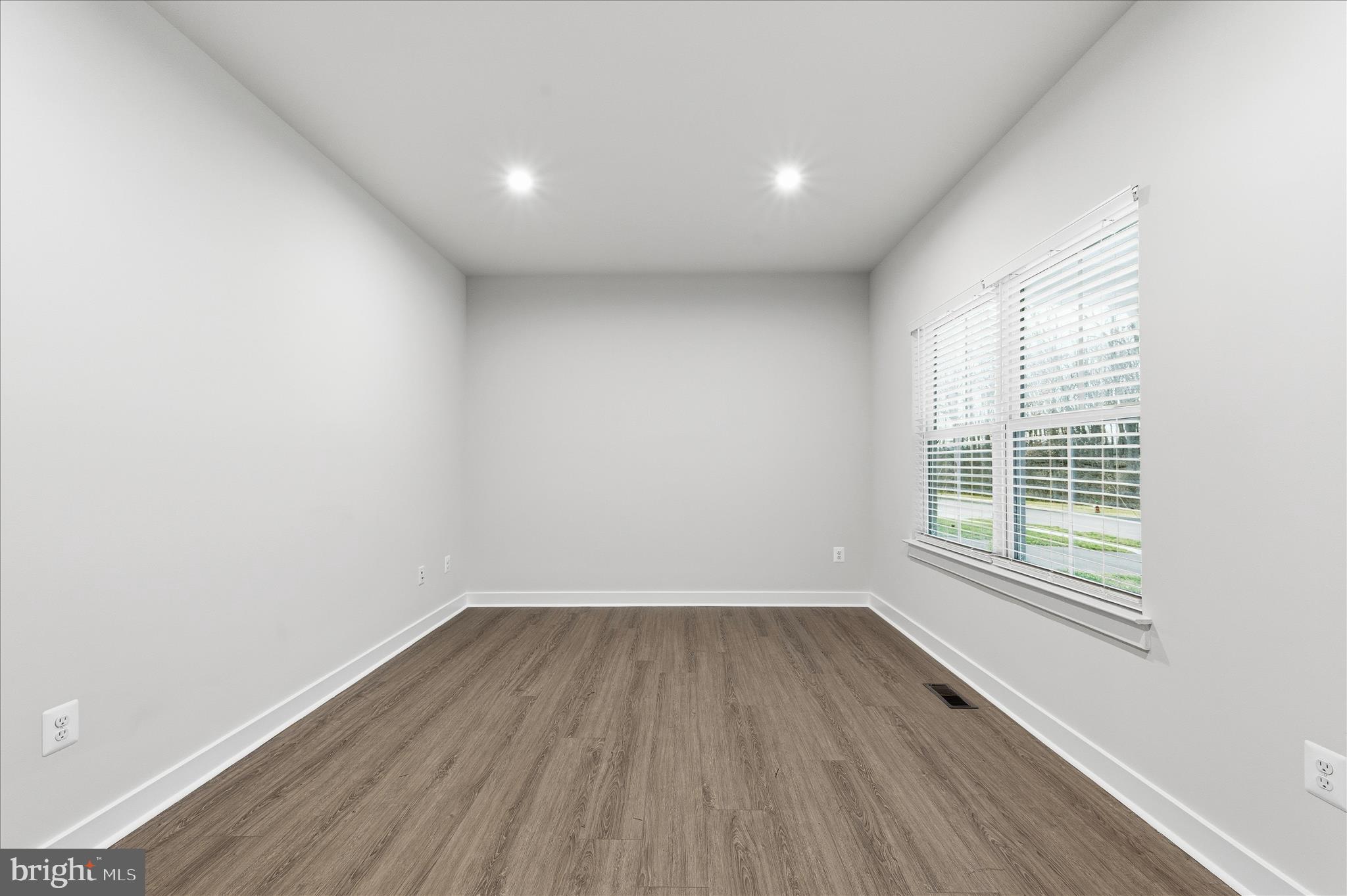 516 Rushbrook Road Martinsburg, WV 25403 - Photo 11 of 86 Office