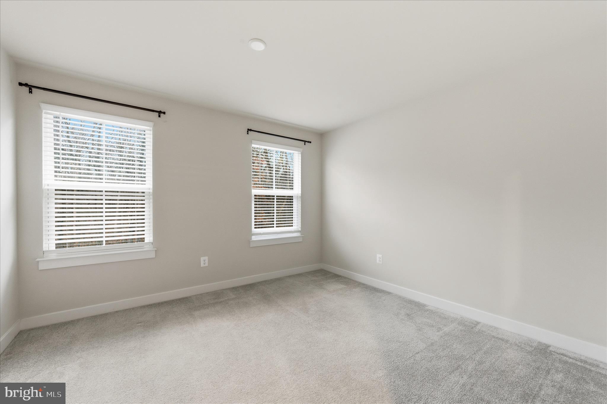516 Rushbrook Road Martinsburg, WV 25403 - Photo 40 of 86 an empty room with a window