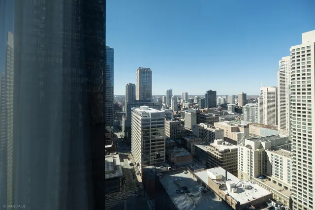 a picture of city view