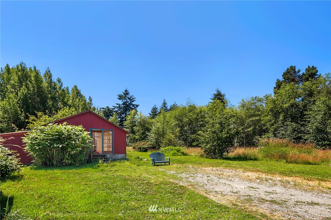 10329 Southwest Bank Road Vashon, WA 98070 - Photo 16 of 24 Gallery Image 16