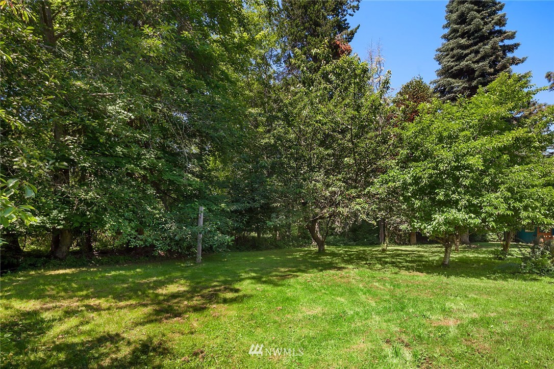 10329 Southwest Bank Road Vashon, WA 98070 - Photo 23 of 24 Gallery Image 23