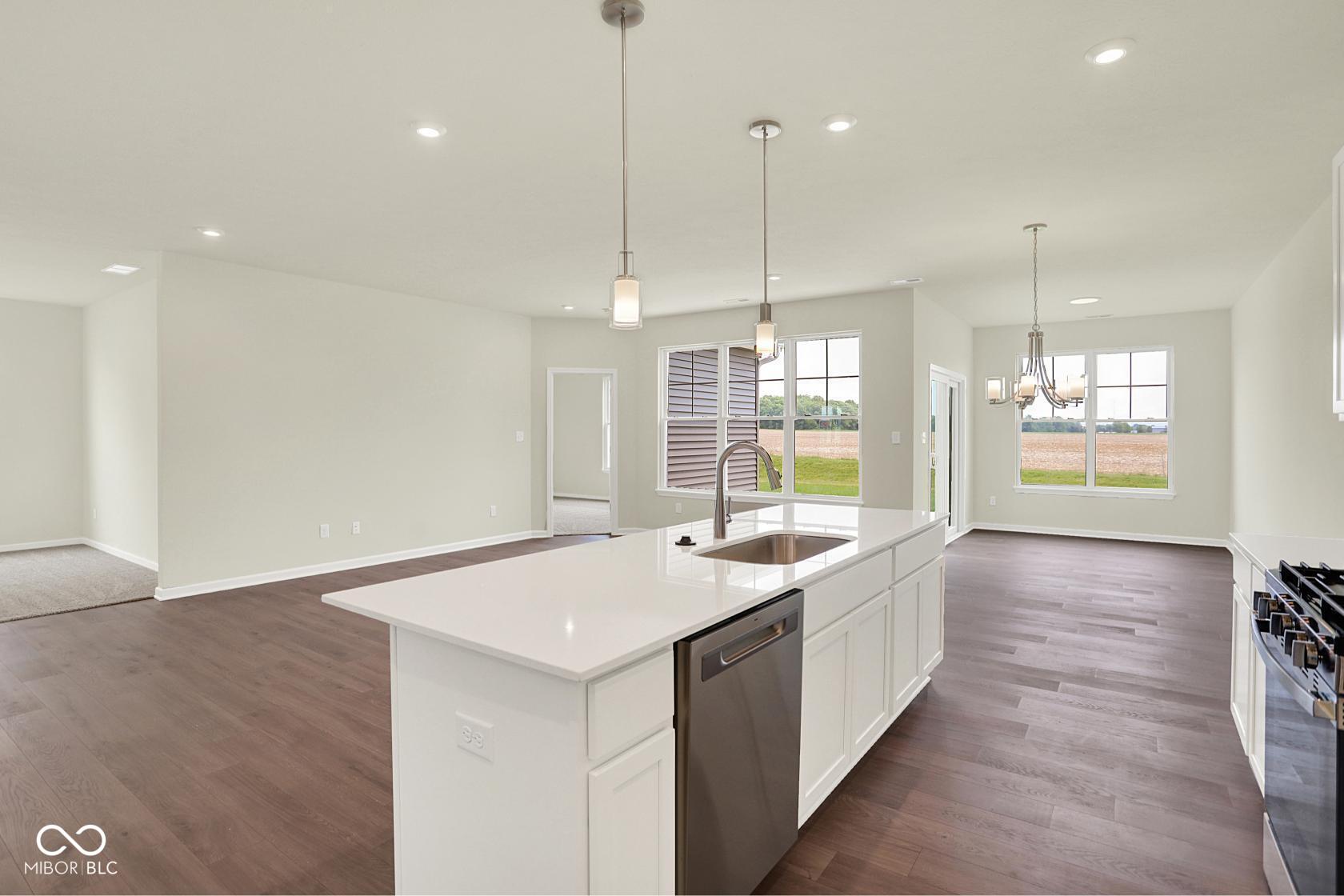 2021 Frost Line Lane Greenfield, IN 46140 - Photo 7 of 30